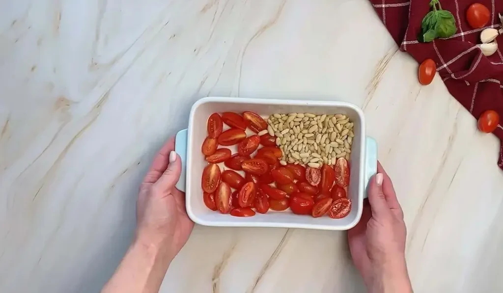 Zucchini Noodles with Pesto and Roasted Tomatoes