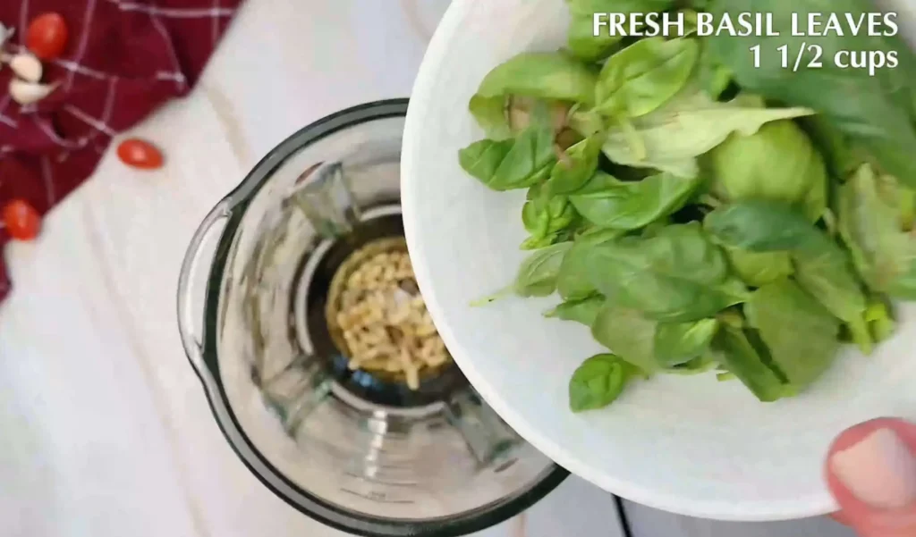 Zucchini Noodles with Pesto and Roasted Tomatoes